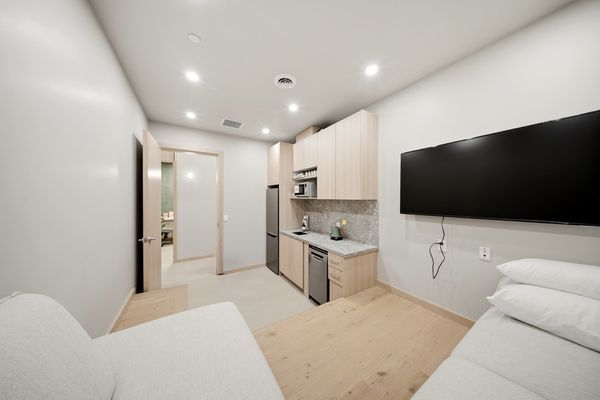 Doctors' lounge, Optimal · 630 Huronia Rd, Barrie