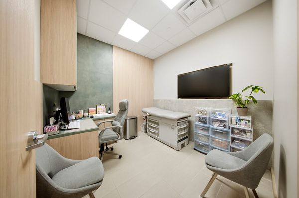 Exam room, Optimal · 630 Huronia Rd, Barrie